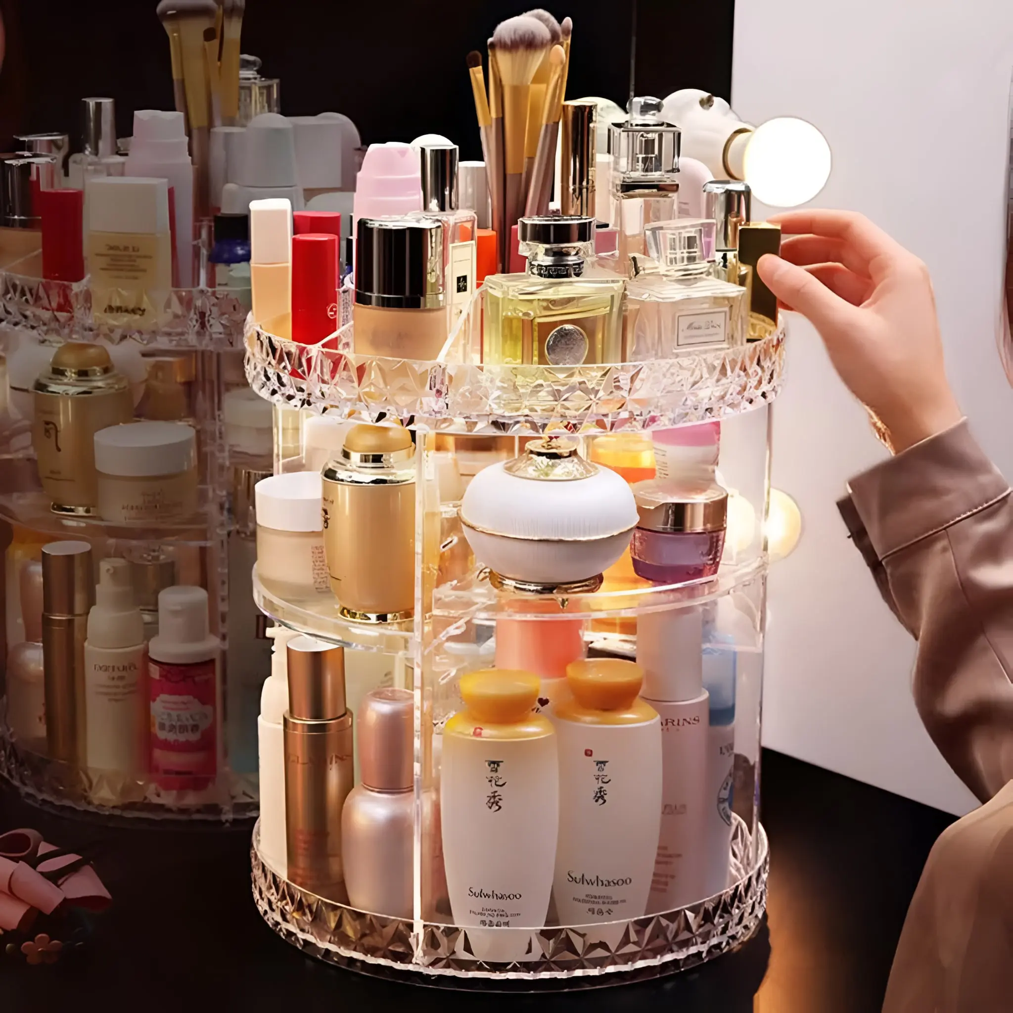 360° Rotating Makeup Organiser - Image 3